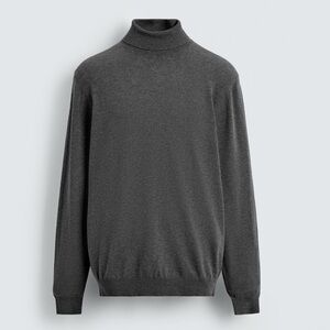 Zara Men's Charcoal Gray Turtleneck Sweater
